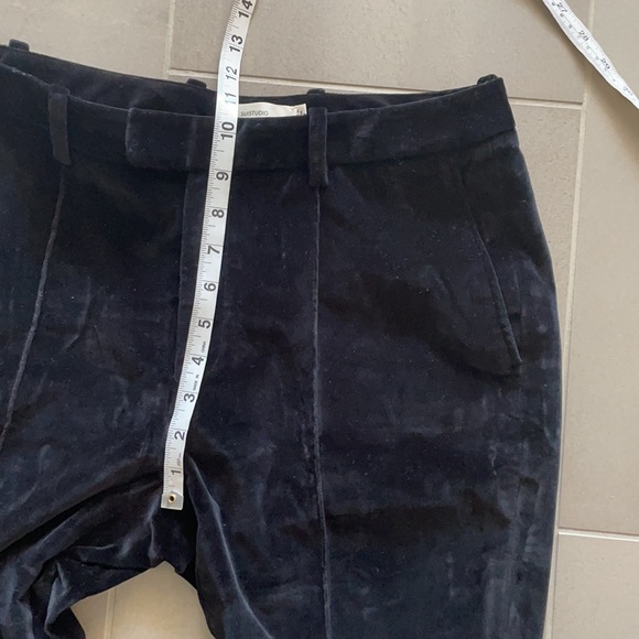 Suistudio Robin flare velvet cropped pants - Picture 9 of 17